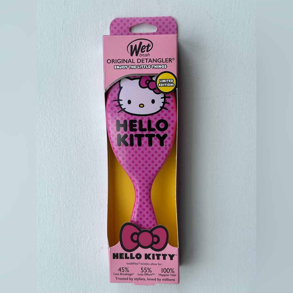 NEW Hello Kitty x Wet Brush The Original Detangler Limited Edition